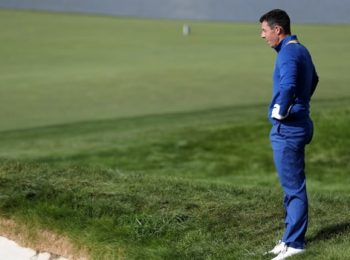 Mistakes cost Rory McIlroy in Augusta opener