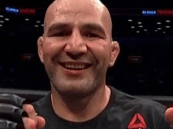 Glover Teixeira Wins Fifth Straight Fight After Submitting Thiago Santos