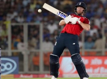England Loses First ODI To India