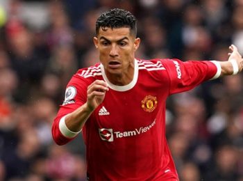Ole Gunnar Solskjaer defends decision to not start with Cristiano Ronaldo against Everton