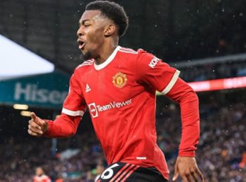Manchester United Hold on to Fourth Place in Premier League with 4-2 Win Over Leeds United at Elland Road
