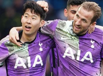 Kane, Son Set Records for Tottenham in 4-0 Rout Over Leeds United