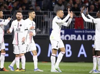 PSG return to winning ways against Lyon