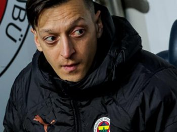 Mesut Ozil Prepares for His Retirement