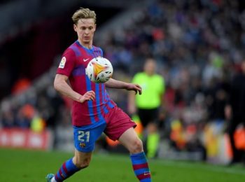 Barcelona face Frenkie de Jong fitness race ahead of Champions League opener