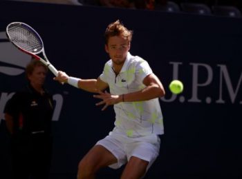 Daniil Medvedev beats Jannik Sinner to win Rotterdam Open