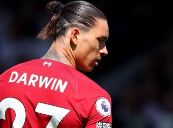 Darwin Nunez comes off the bench to save 10-man Liverpool in dramatic EPL weekend
