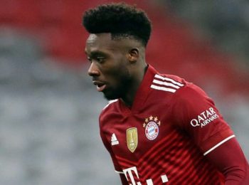 Bayern eye alternative for left back role as Alphonso Davies future remains unclear