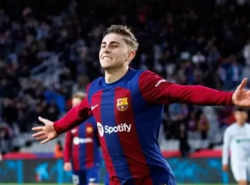 Barcelona Midfielder Fermin López Sidelined for Two Weeks With Calf Injury