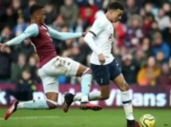 Donyell Malen helps Aston Villa to victory in Europa League